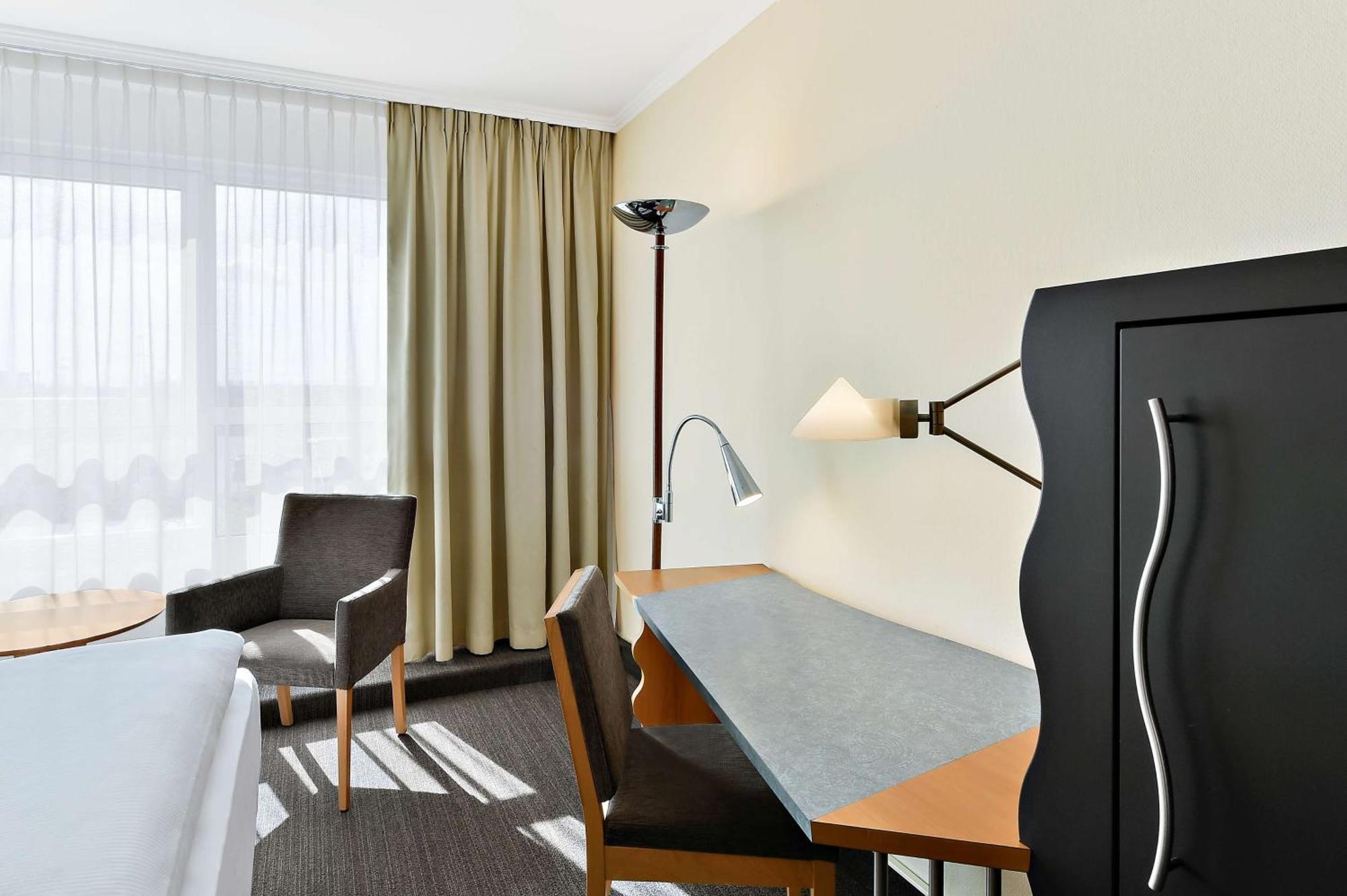 Hotel Nh Mannheim Viernheim Zewnętrze zdjęcie